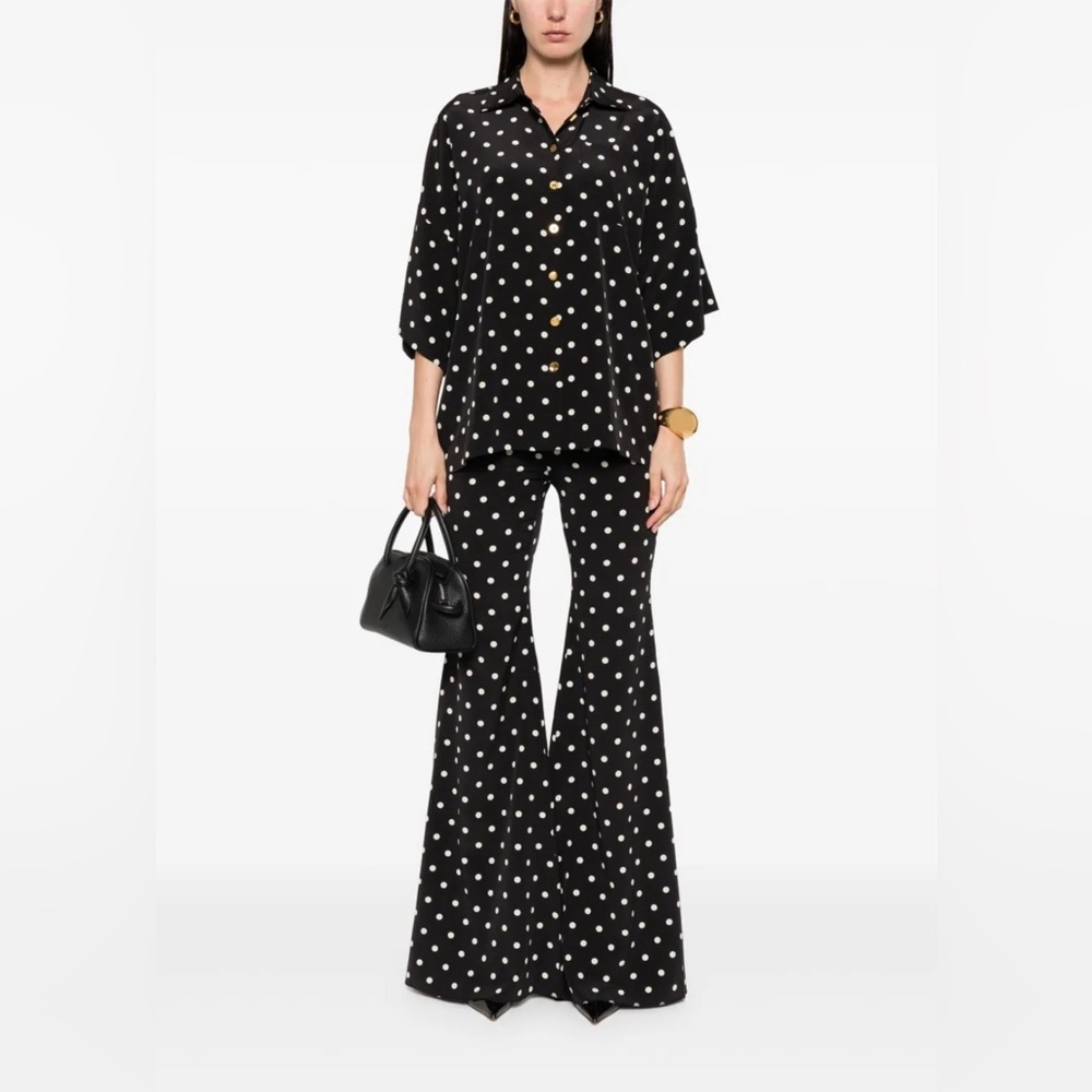 Françoise
Zaoua shirt & Catherine Pants